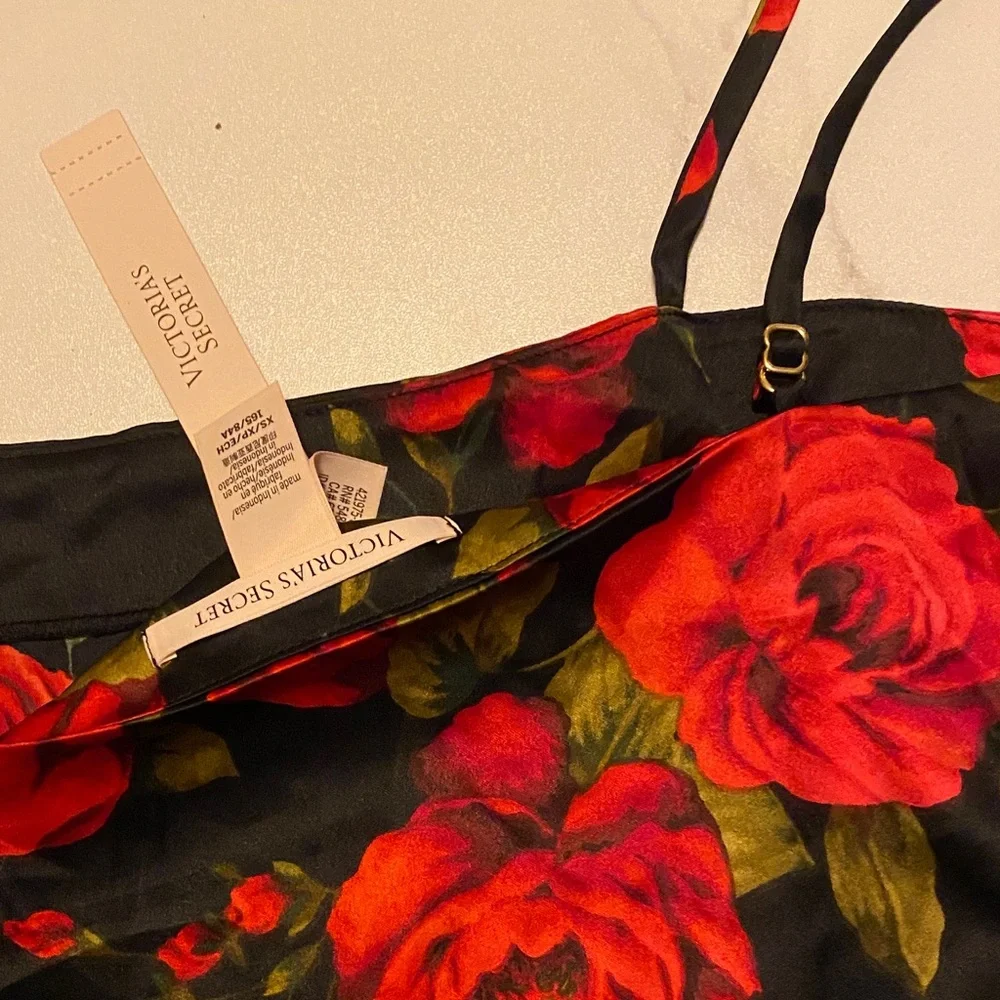 Victoria's Secret Black and Red Floral Satin Lingerie - Picture 5 of 5